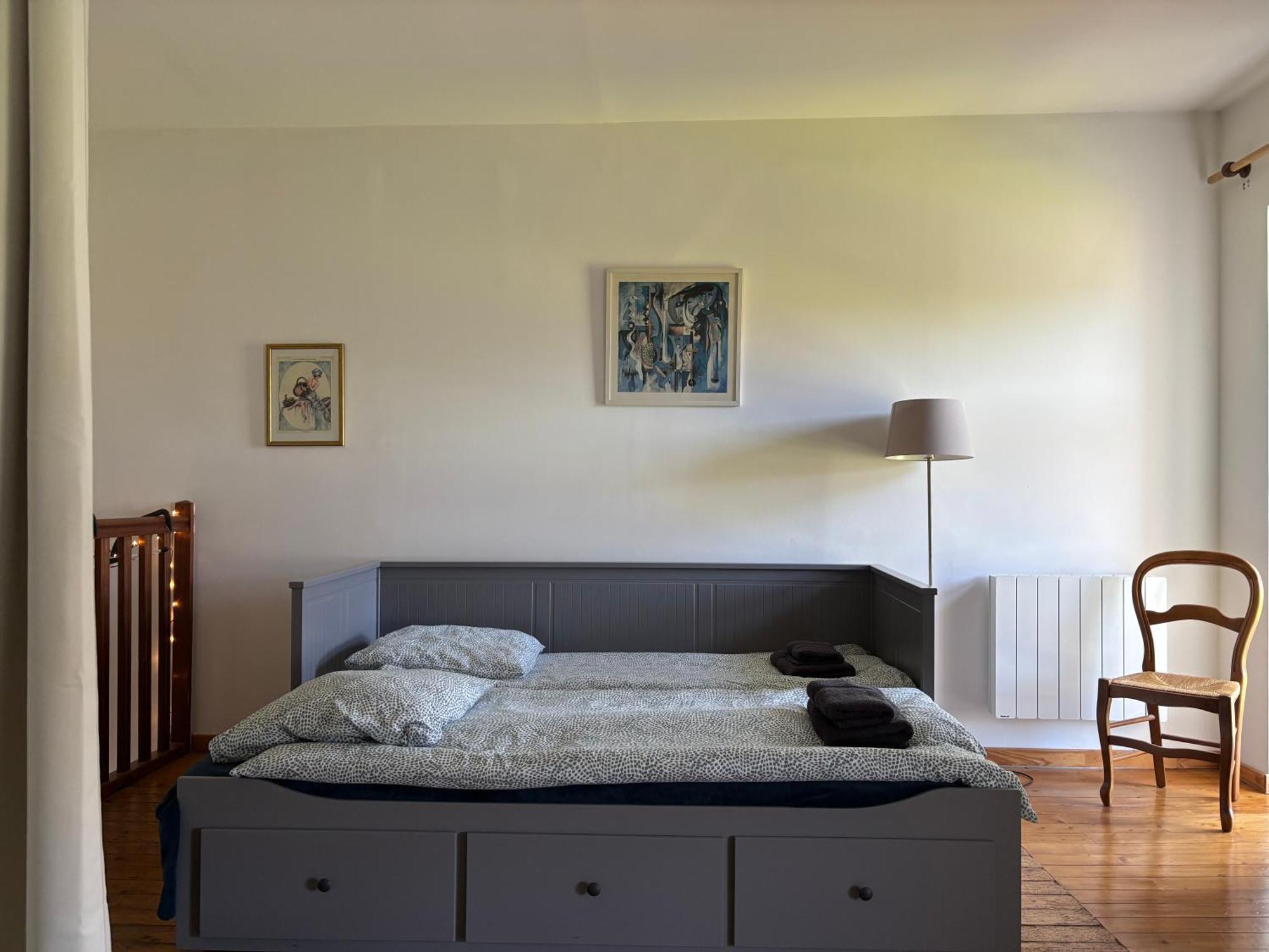 Les Douves Duplex 5 Personnes Lumineux Avec Jardin Et Terrasse Amenagee , Vue Sur Chateau A 5Mn De La Mer, Proche Omaha Beach Et Bayeux Commes Экстерьер фото